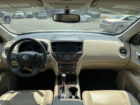 2018 Nissan Pathfinder S