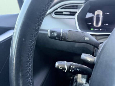 2015 Tesla Model S 70D