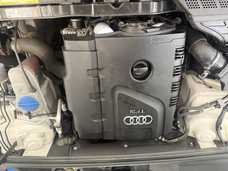 2016 Audi A4 2.0T quattro Premium Plus