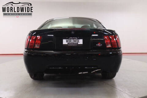 2004 Ford Mustang