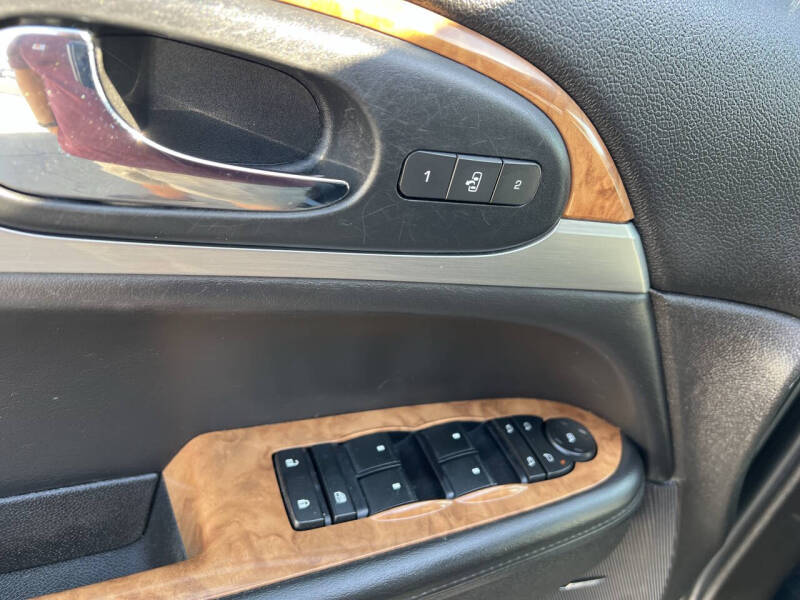 2011 Buick Enclave CXL-2