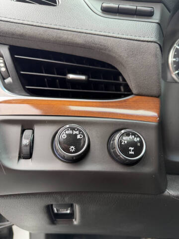 2017 Cadillac Escalade ESV Premium Luxury