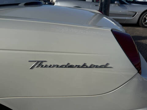 2002 Ford Thunderbird Deluxe