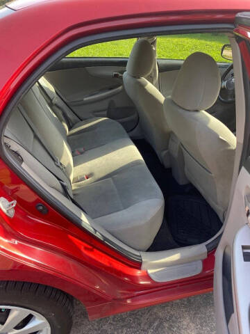 2012 Toyota Corolla LE
