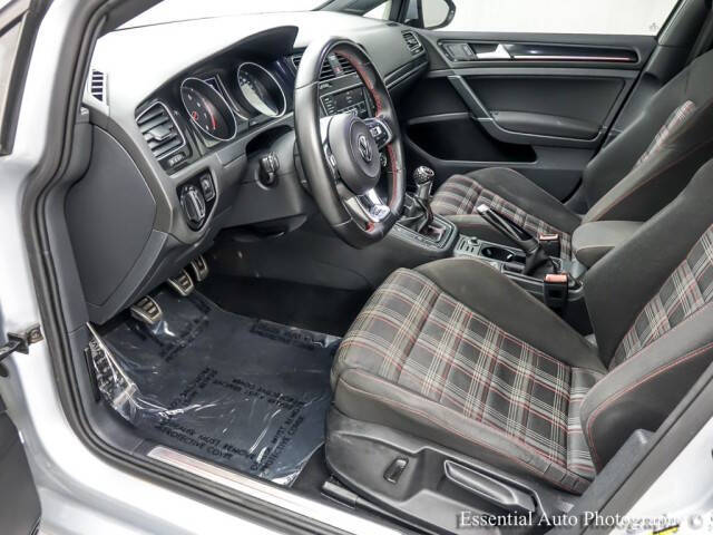2017 Volkswagen Golf GTI S