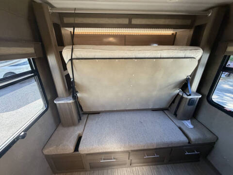 2016 Thor Motor Coach COMPASS