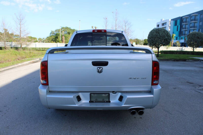 2005 Dodge Ram 1500 SRT-10