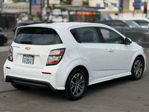 2017 Chevrolet Sonic LT Auto