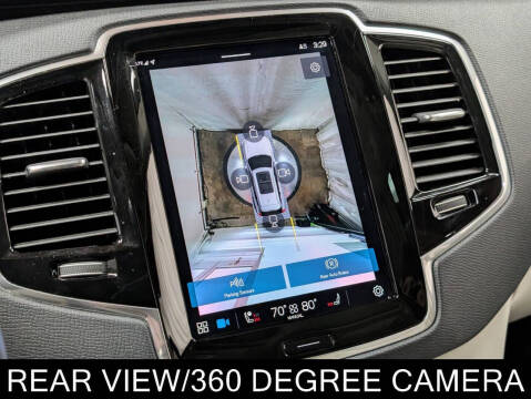 2025 Volvo XC60 B5 Plus Dark Theme