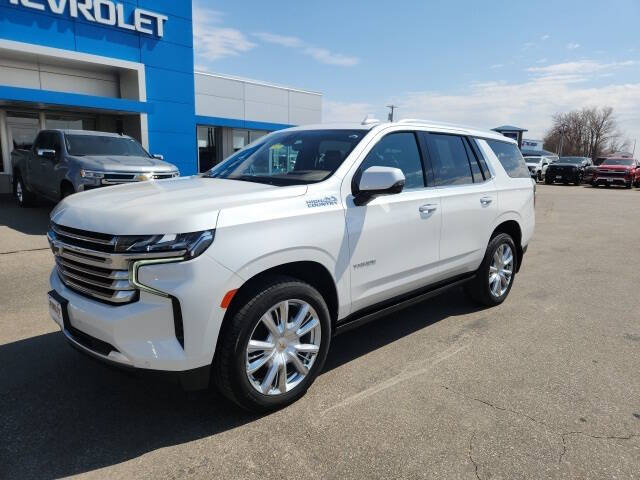 Used 2021 Chevrolet Tahoe High Country with VIN 1GNSKTKL7MR429673 for sale in Finley, ND