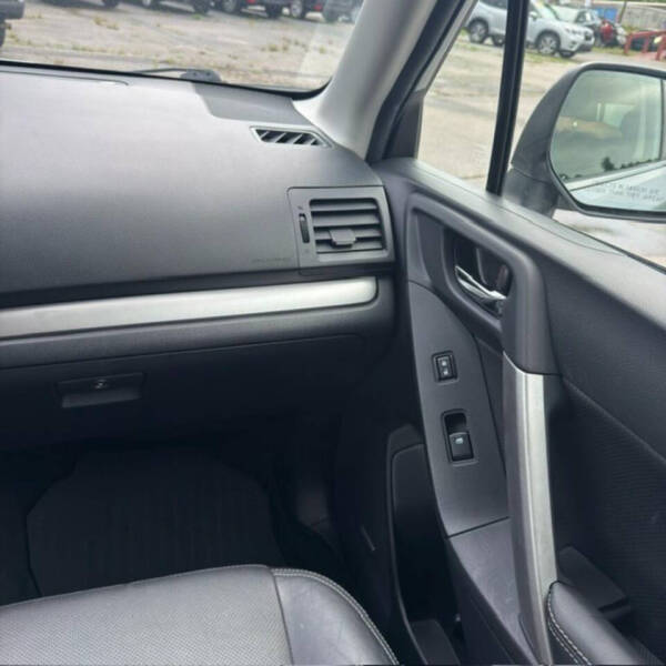 2015 Subaru Forester 2.0XT Touring
