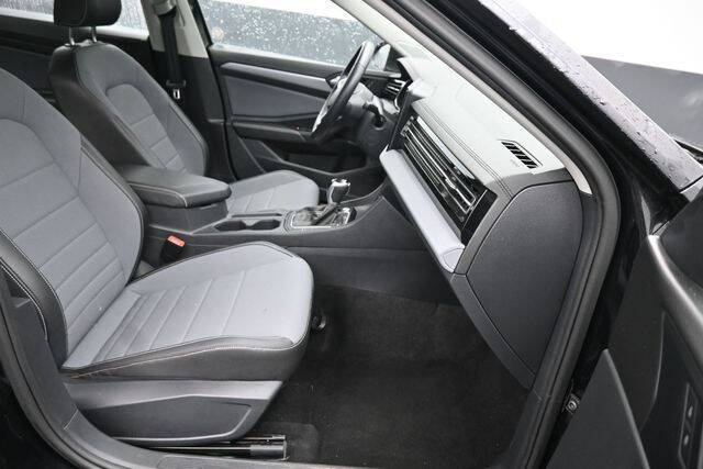 2025 Volkswagen Jetta SE