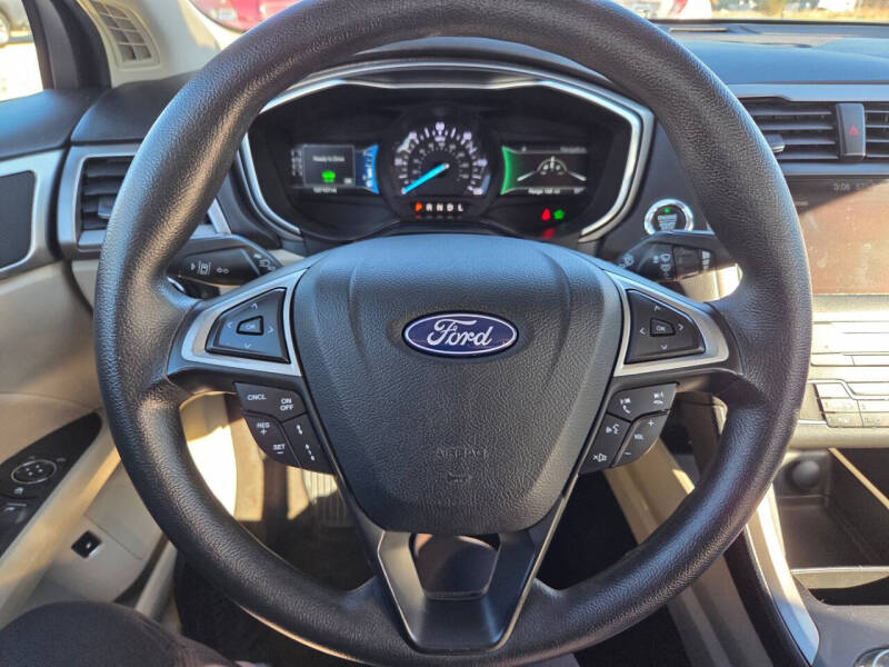 2019 Ford Fusion Hybrid SE