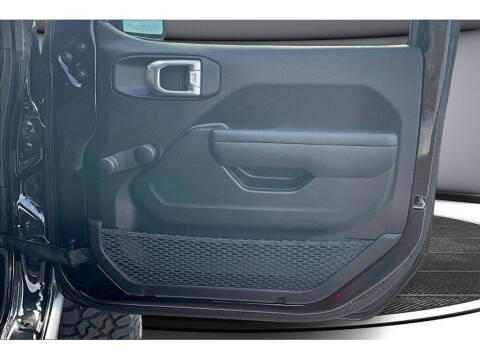 2024 Jeep Gladiator Sport