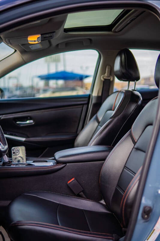 2024 Nissan Sentra SR