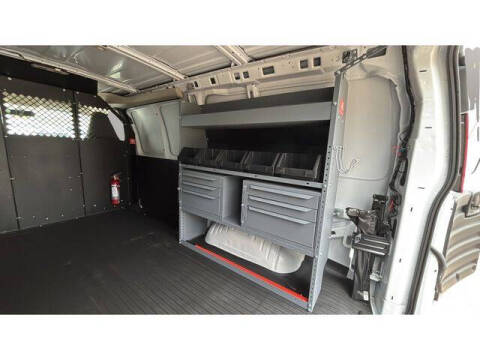2025 Chevrolet Express 2500