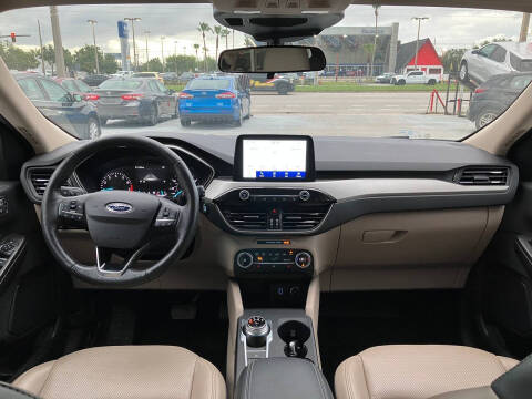 2020 Ford Escape SEL