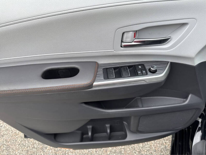 2024 Toyota Sienna XSE 7-Passenger