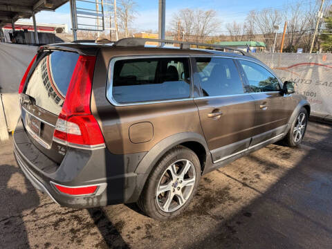 2015 Volvo XC70 T6 Platinum