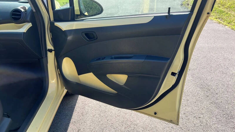 2013 Chevrolet Spark 1LT Auto