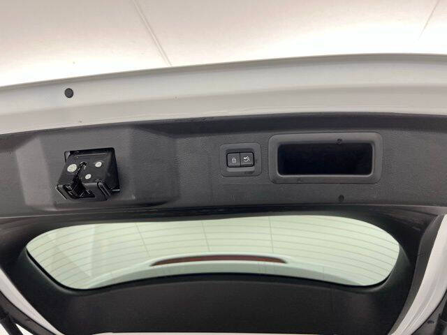 2025 Mazda CX-50 2.5 S Preferred