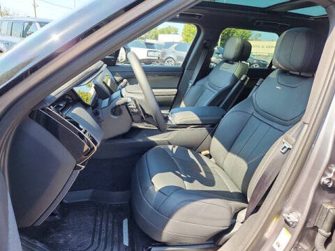 2025 Land Rover Range Rover Sport P360 SE