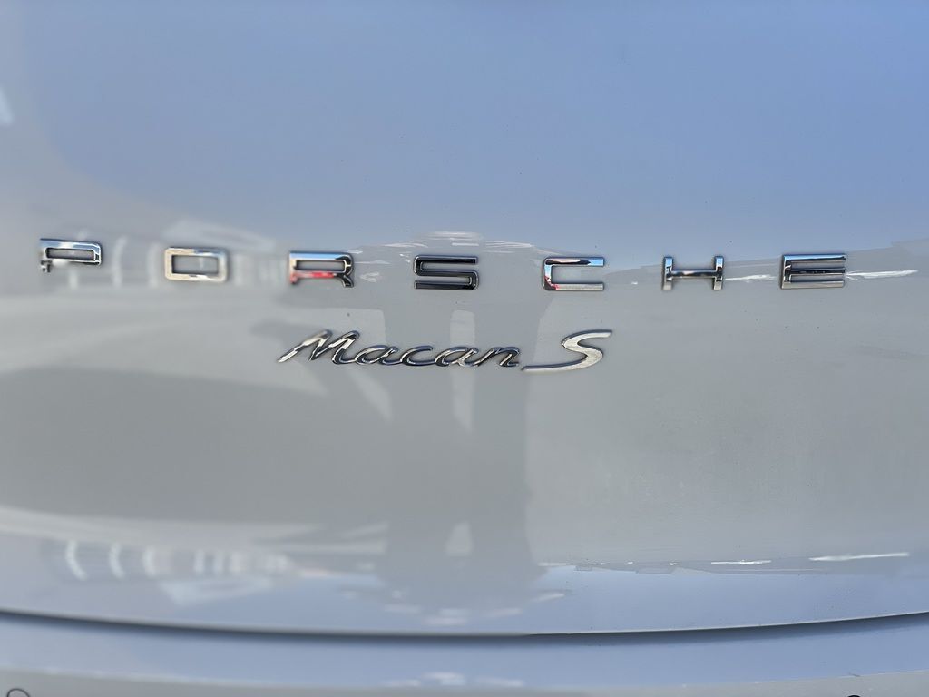 2017 Porsche Macan 4