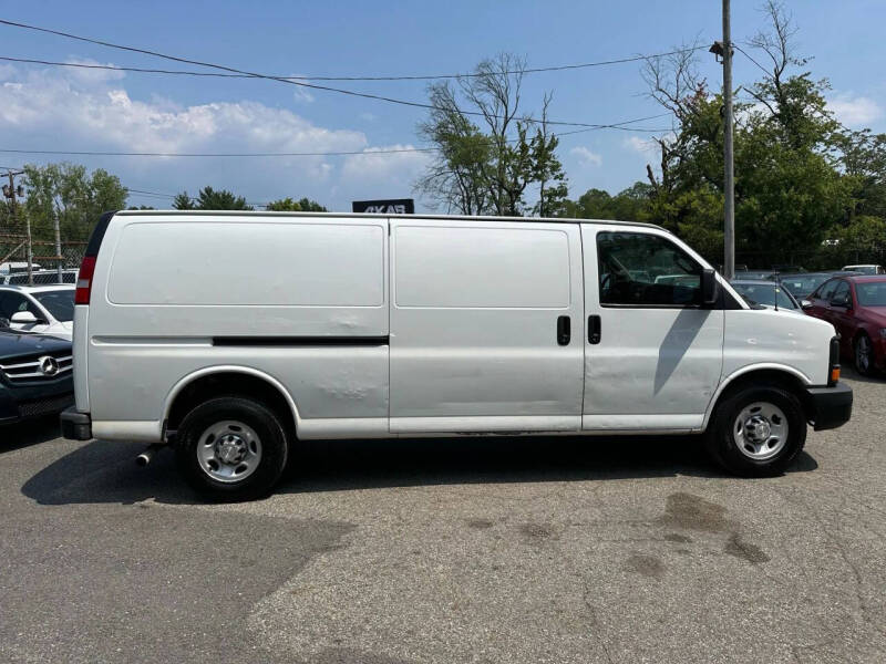 2016 Chevrolet Express 2500