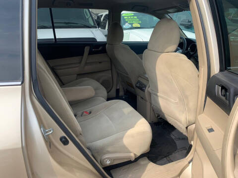 2013 Toyota Highlander Plus