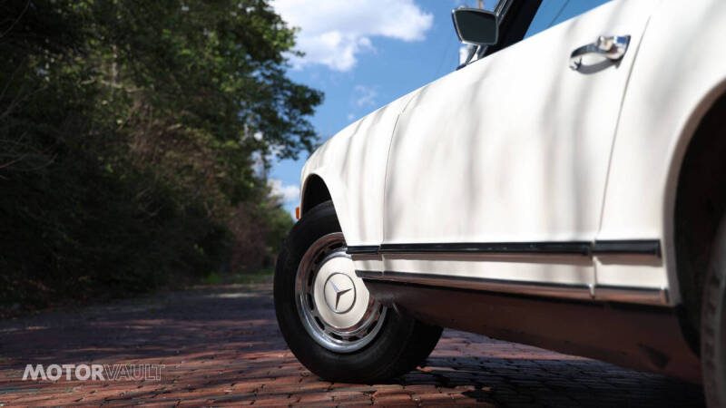 1969 Mercedes-Benz 280-Class