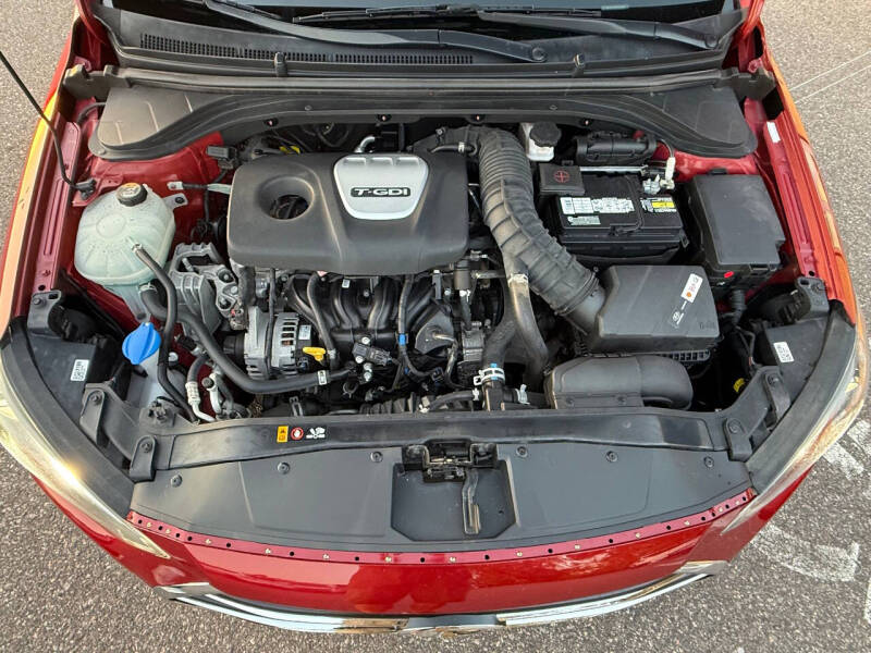 2018 Hyundai Elantra Sport