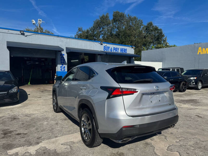 2015 Lexus NX 200t photo 9