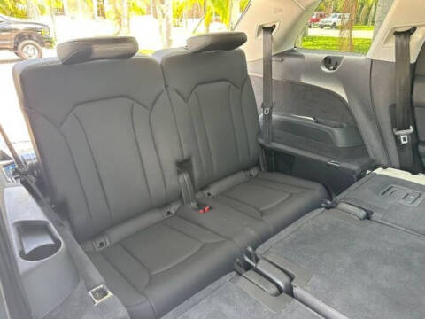 2023 Audi Q7 Premium Plus