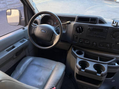 2013 Ford E-Series E-150