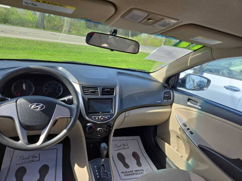 2017 Hyundai Accent SE
