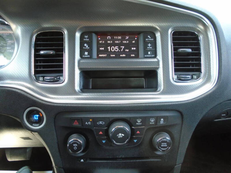 2013 Dodge Charger SE