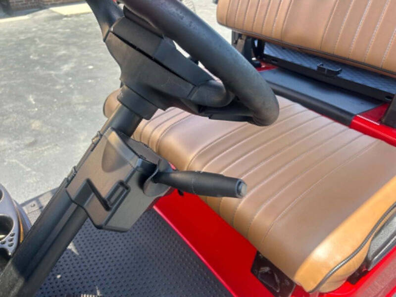 2020 E-Z-GO RXV ELiTE