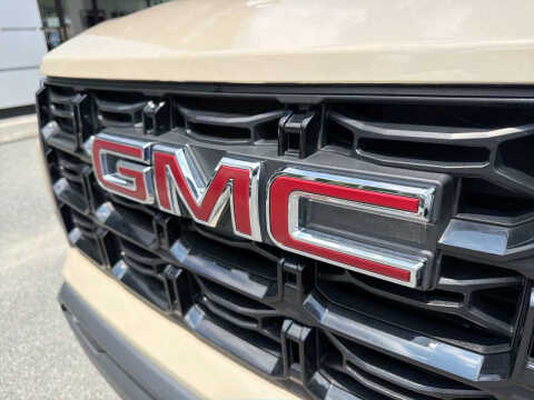 2024 GMC Canyon Elevation
