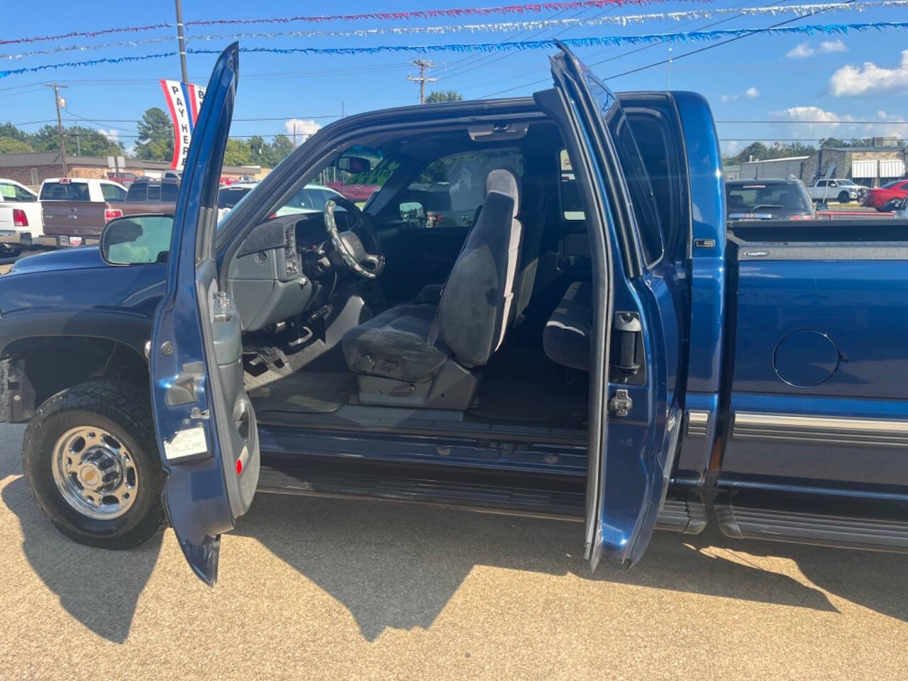 2001 Chevrolet Silverado 2500HD for sale at Autohouse Auto Finance in Tyler, TX