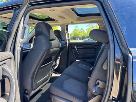 2017 Chevrolet Traverse LT