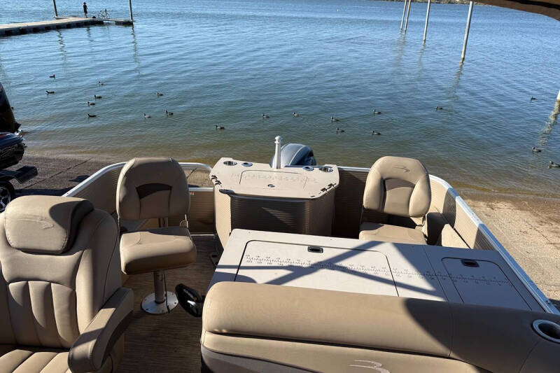 2020 Bennington 21 SF