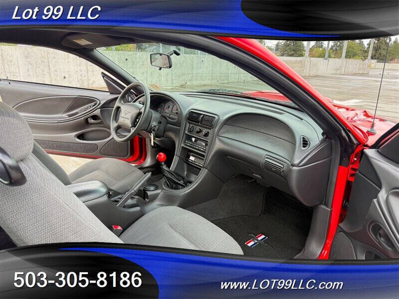 2000 Ford Mustang