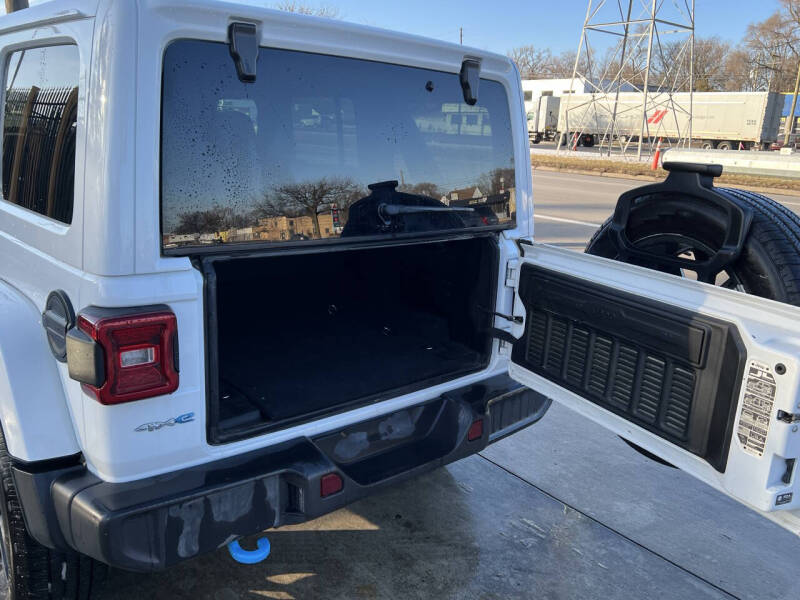 2024 Jeep Wrangler Sahara 4xe