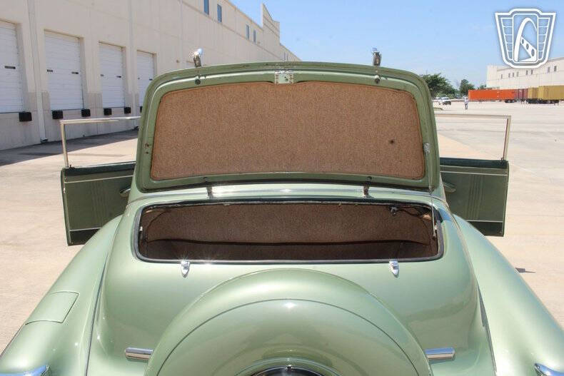 1948 Lincoln Continental
