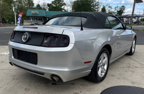 2013 Ford Mustang V6