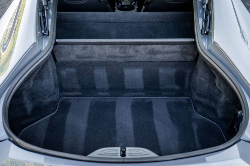 2019 Aston Martin Vantage