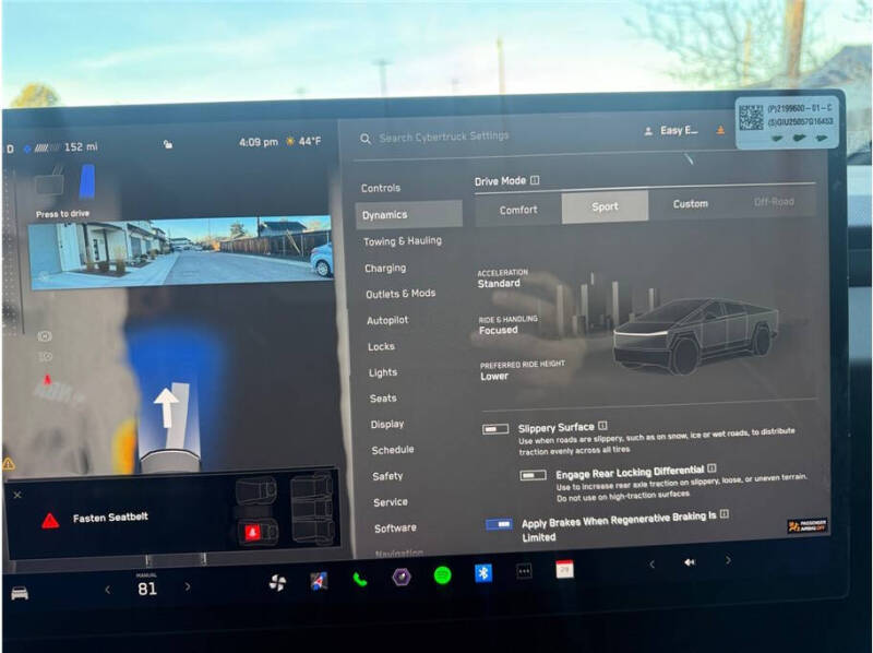 2025 Tesla Cybertruck