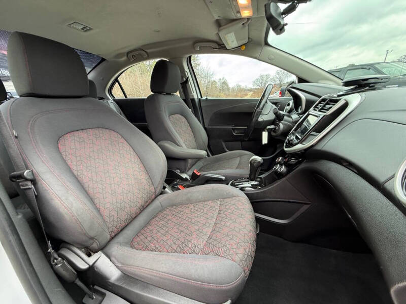 2018 Chevrolet Sonic LT Auto