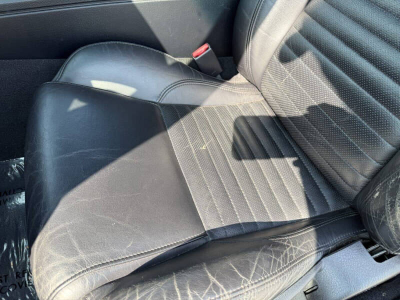 2003 Ford Thunderbird