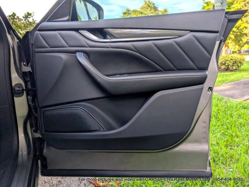 2021 Maserati Levante